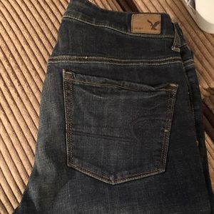 American Eagle Jeans dark wash size 8